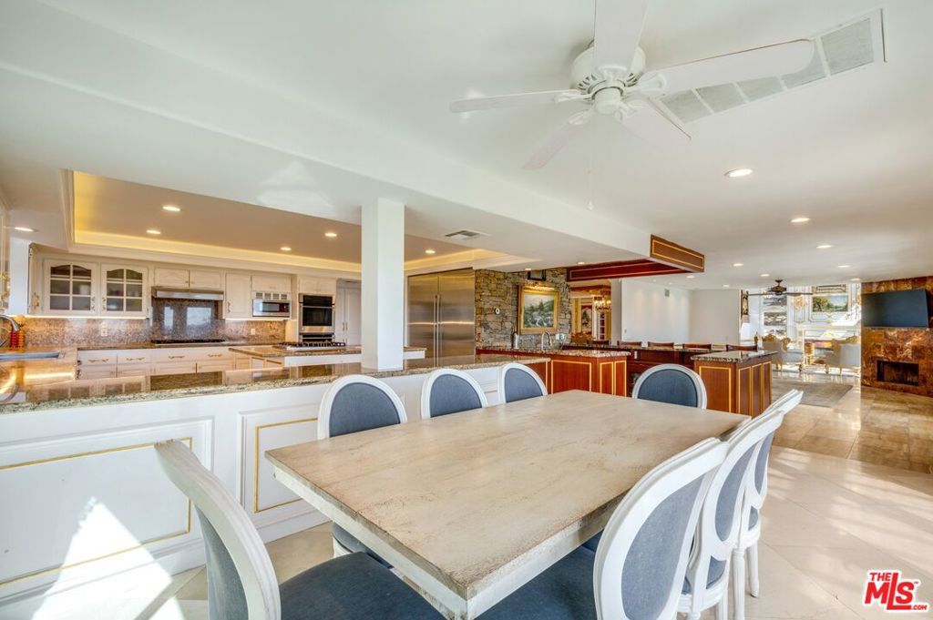 listing image 130723155972278252085