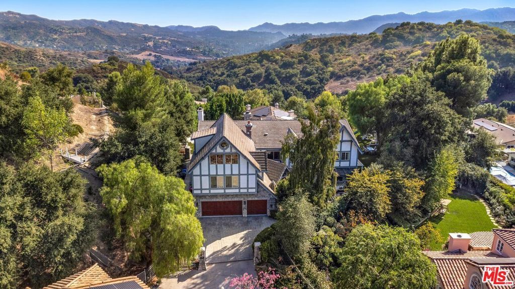 listing image 130724948282778093091