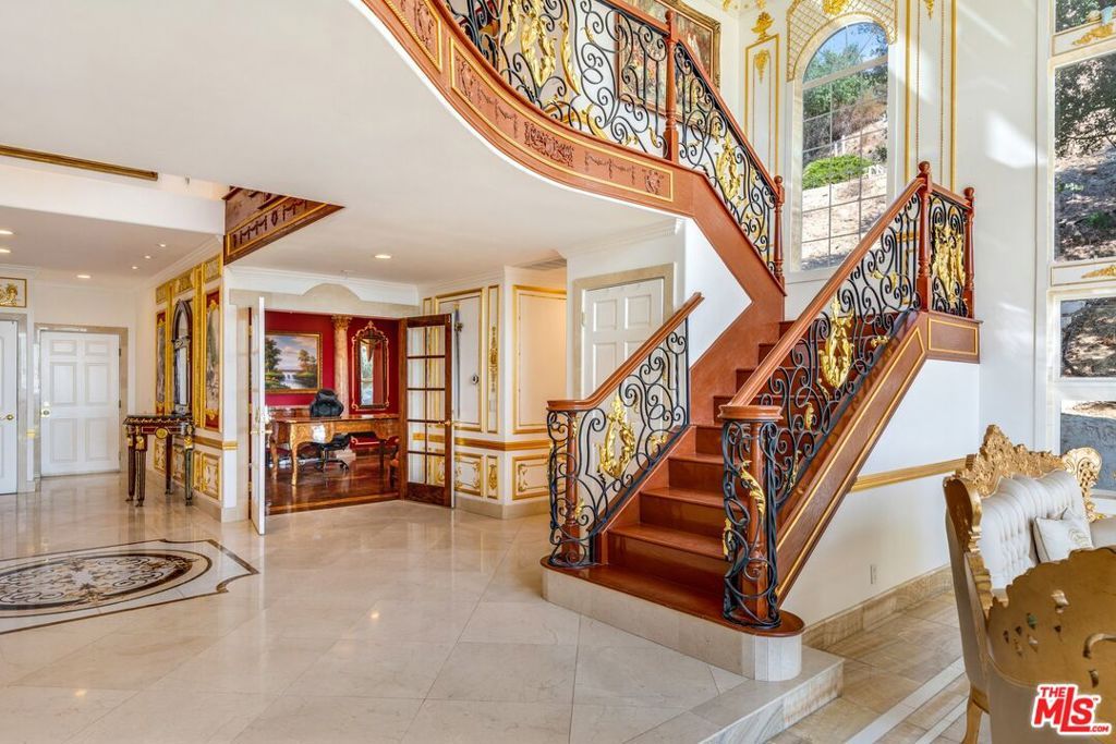 listing image 130727068330316164159