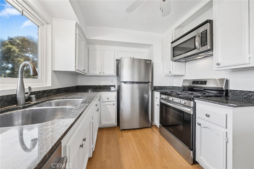 1706 Westcliff, Newport Beach CA 92660 - Photo 8