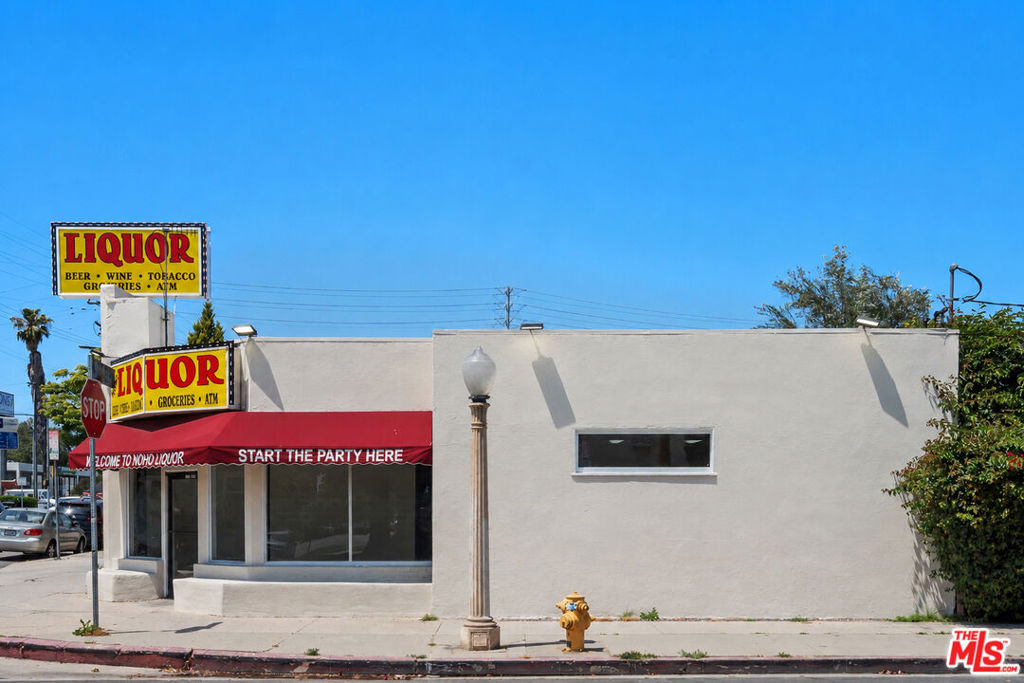 12035 Magnolia Boulevard