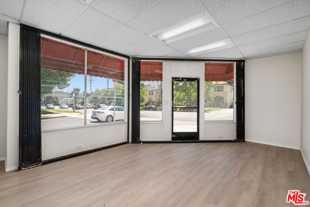 12035 Magnolia Boulevard