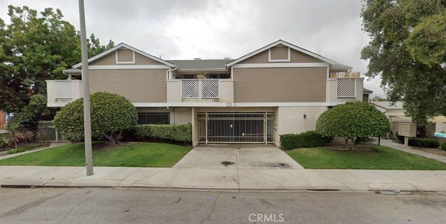 This centrally located upstairs apartment is located in the city of Anaheim near the intersection of Lincoln and Brookhurst.  The complex is close to shopping and transportation. This gated complex has an enclosed atrium entry, an elevator and on-site laundry facilities. The unit has new luxury vinyl flooring in the kitchen and bathroom. The unit has vaulted ceilings with skylights and an open kitchen with tile counter tops. There are ceiling fans in the dining area and bedroom and a private patio off the bedroom.