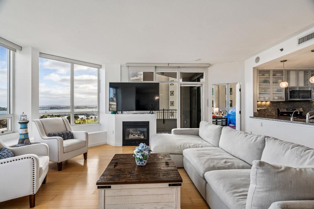 700 W Harbor Dr 705