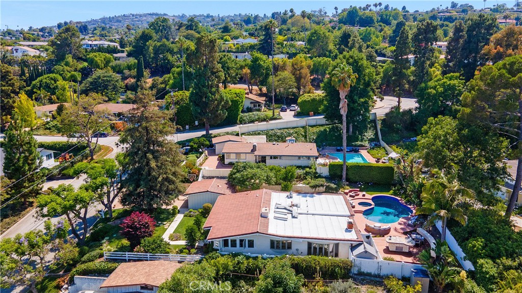 3 Gaucho Drive