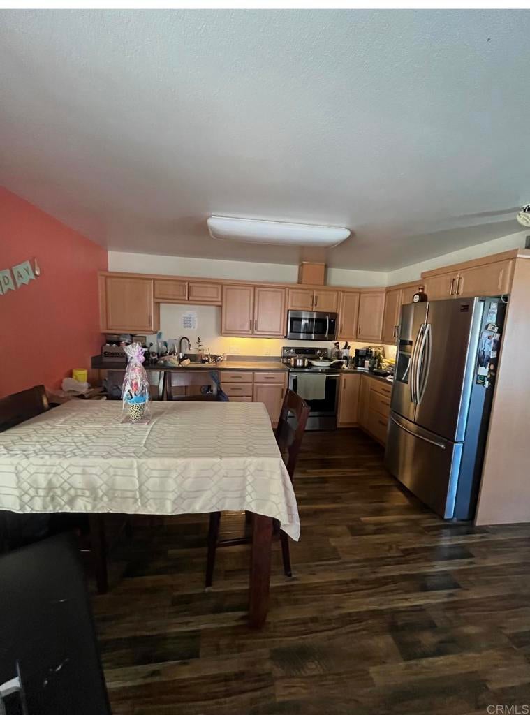 285 Parkbrook Place, San Diego CA 92114