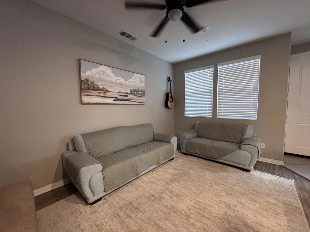 40380 Calle Real