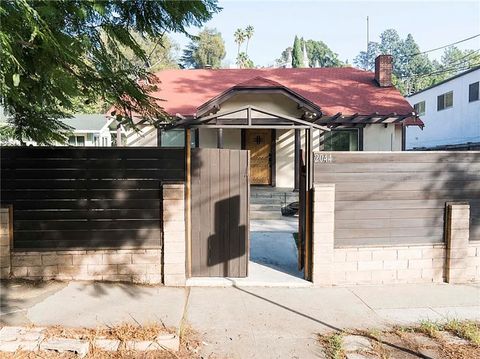 2042 Holly Drive Los Angeles CA 90068