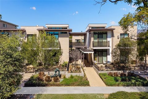 125 Hurlbut 209 Pasadena CA 91105