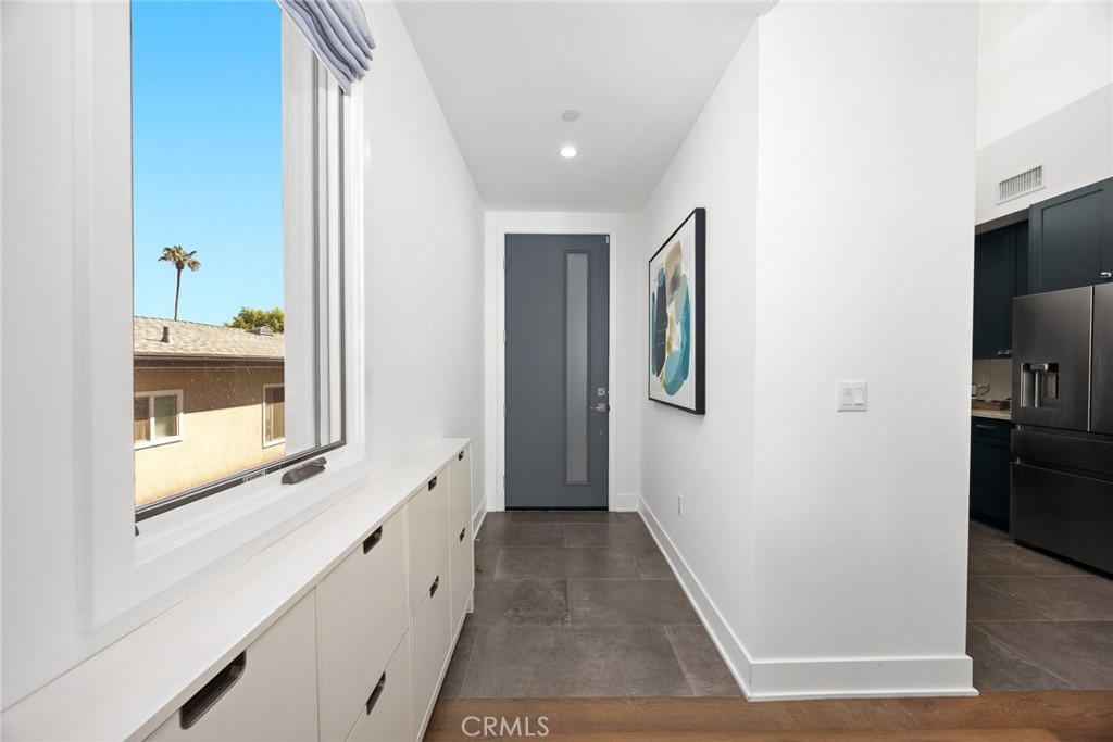 Properties 2 125 Hurlbut 209