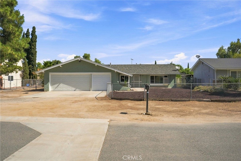 2799 Mustang Lane