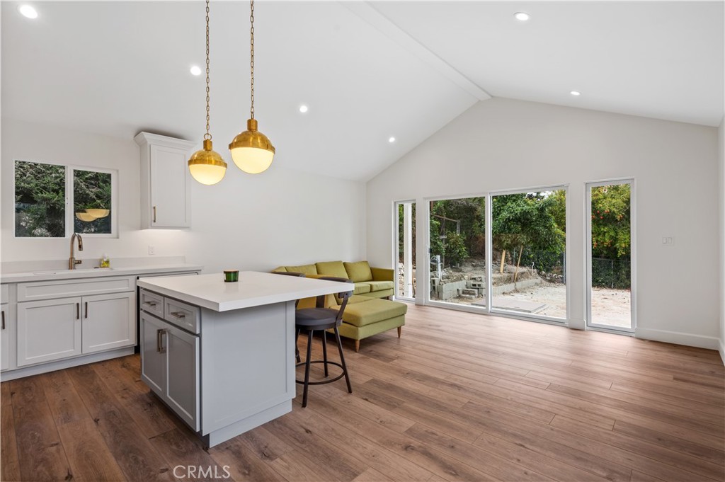 60 Ranchview Road 1/2