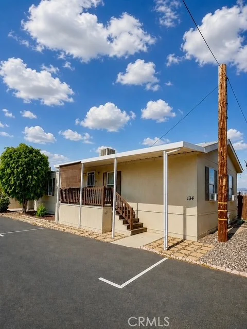 MLS: SR26140143