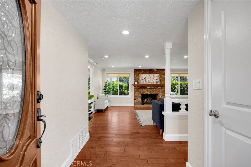 226 San Carlos Way