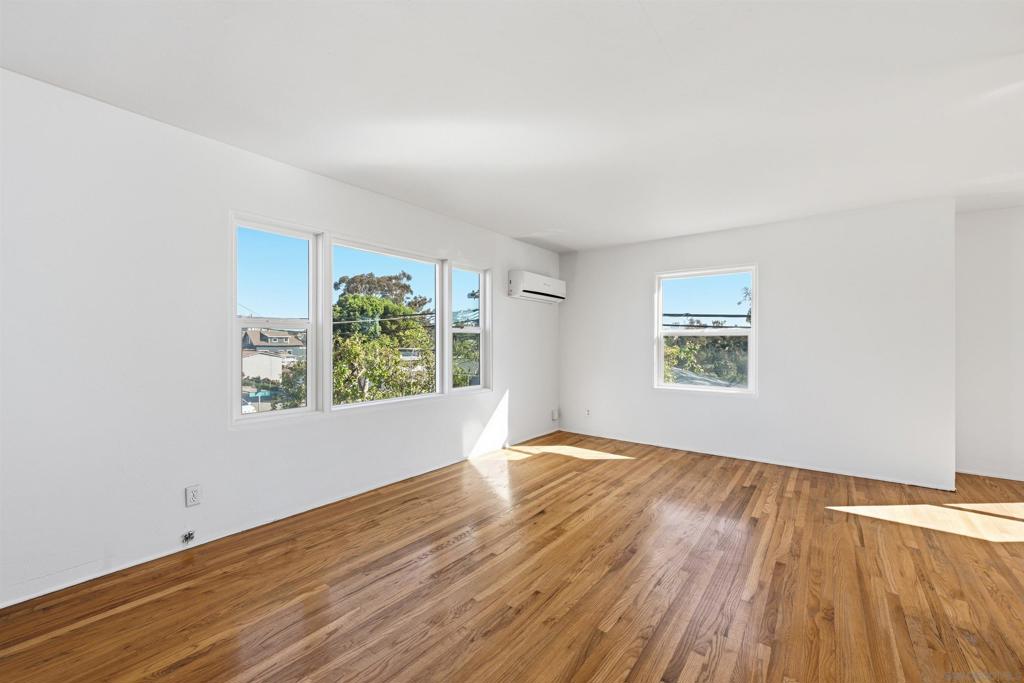 Mission Hills - Residential Income