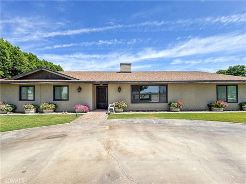 Photo of 7584 8th Avenue, Blythe, CA 92225 (MLS # SW25120902) Photo of 7584 8th Avenue, Blythe, CA 92225 (MLS # SW25120902)