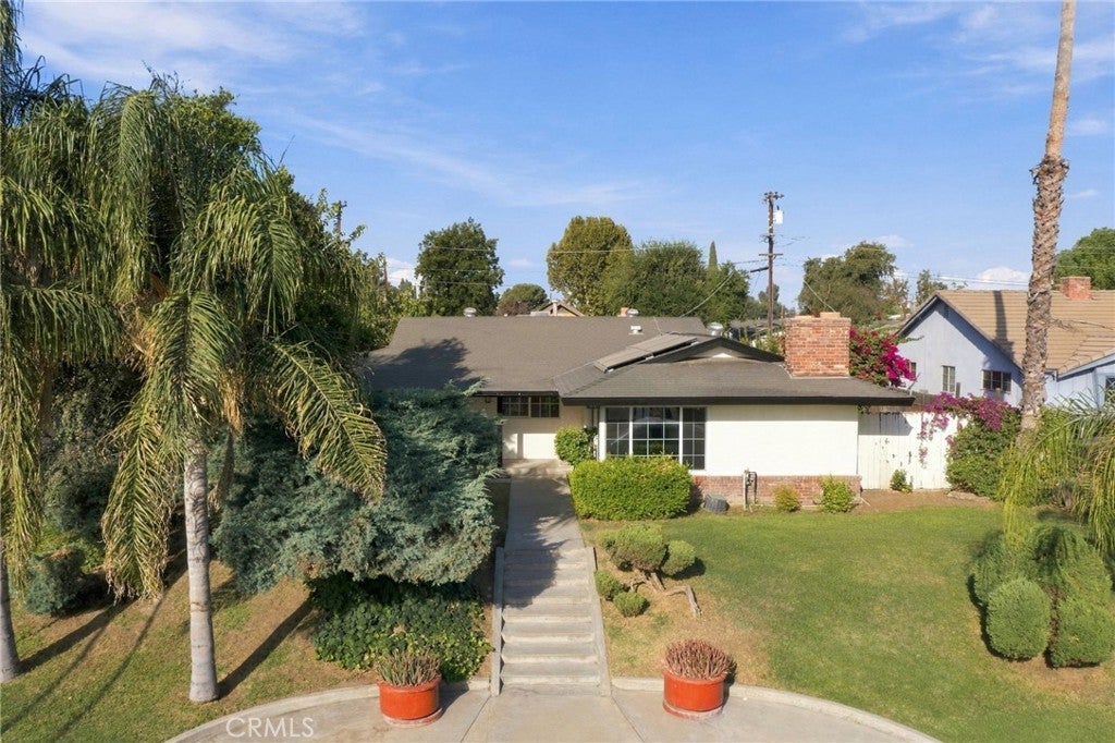 421 Brookhaven Dr