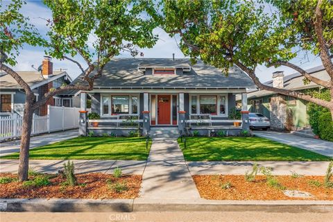 Photo of 731 Junipero Avenue, Long Beach, CA 90804 (MLS # NP26113680)