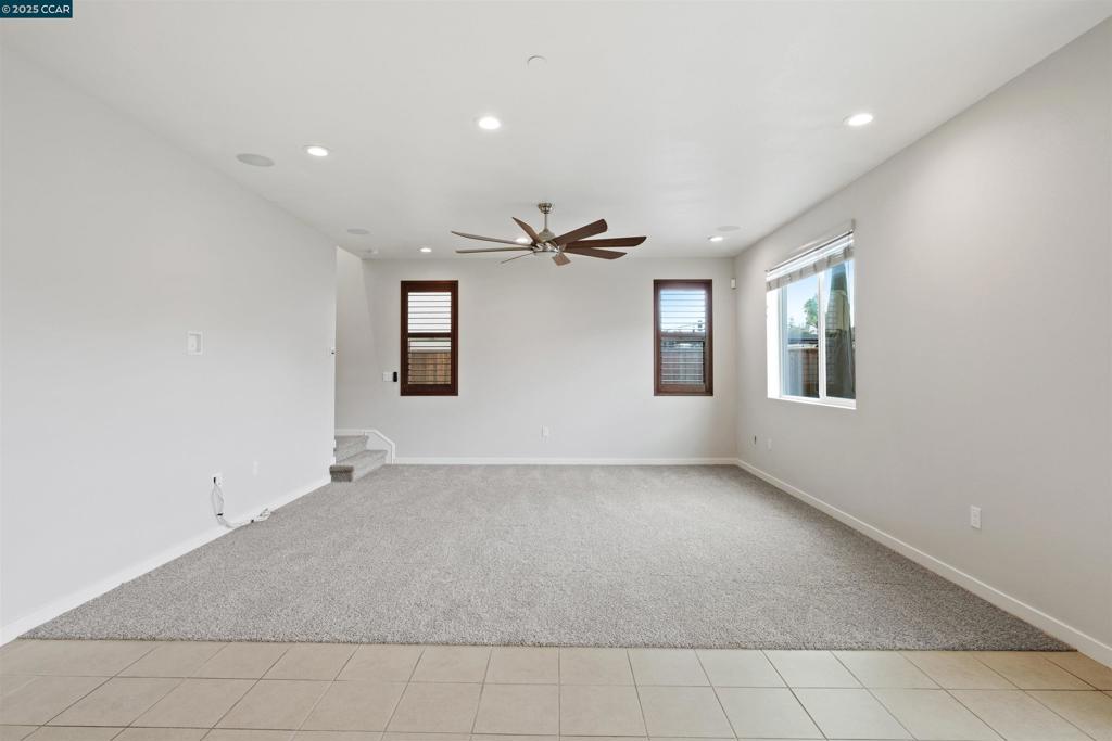 ADOBE RIDGE - Residential