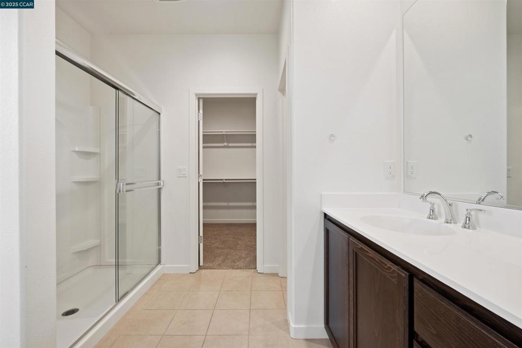 ADOBE RIDGE - Residential