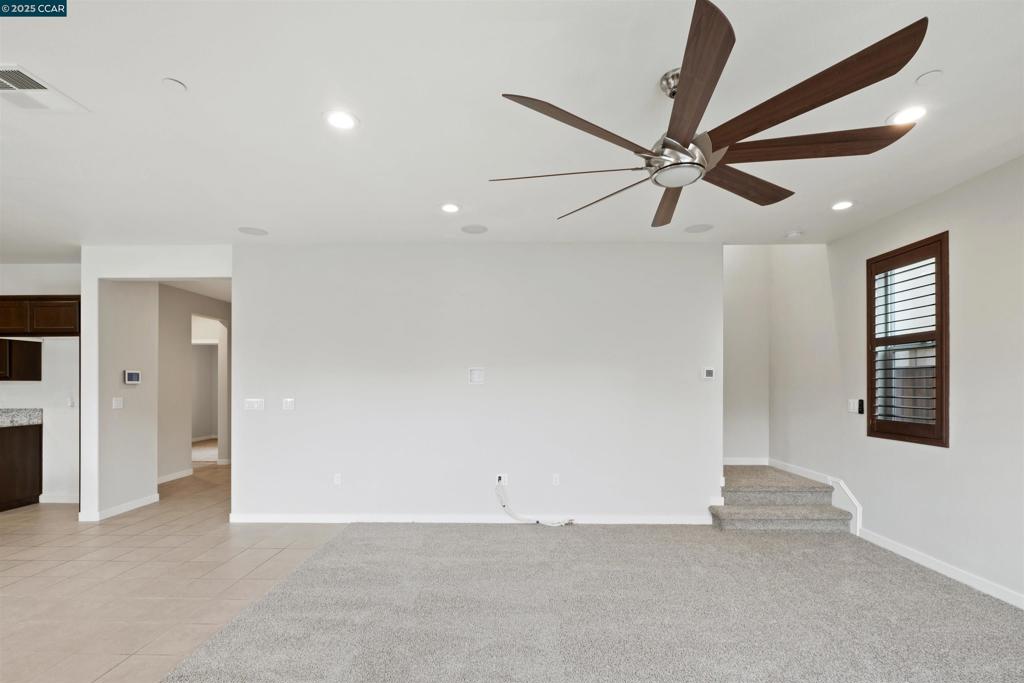 ADOBE RIDGE - Residential