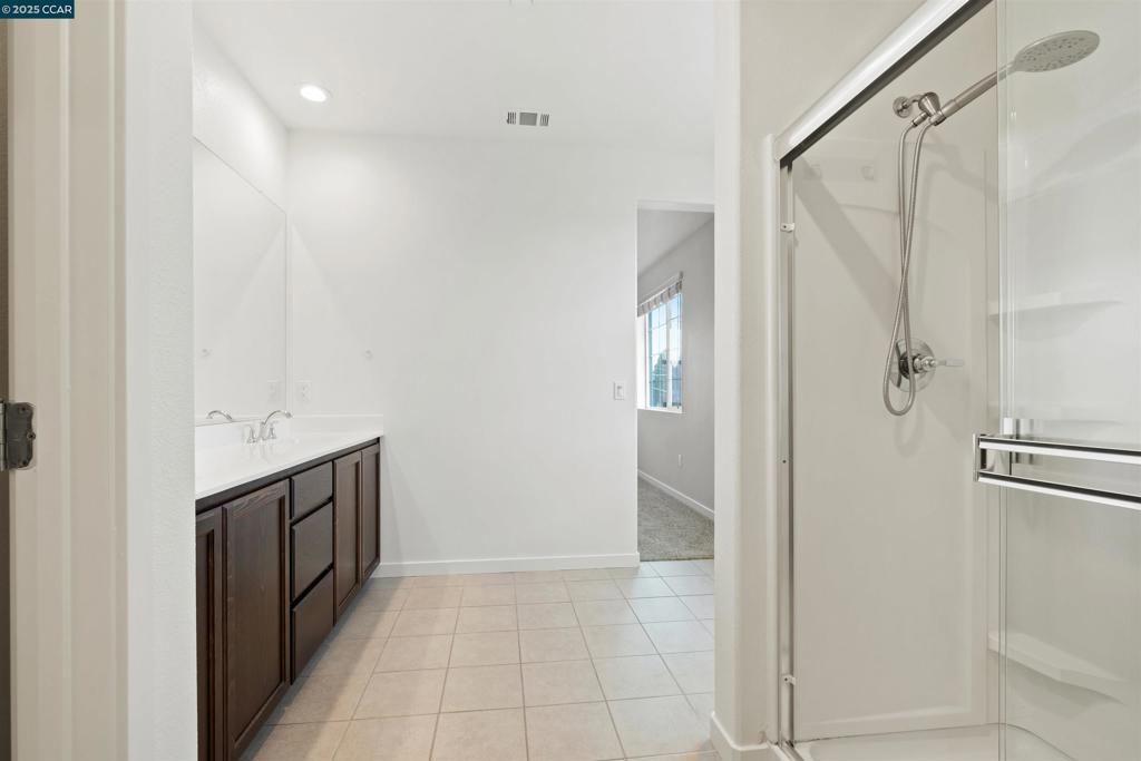 ADOBE RIDGE - Residential
