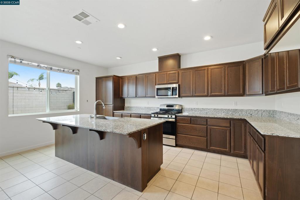 ADOBE RIDGE - Residential