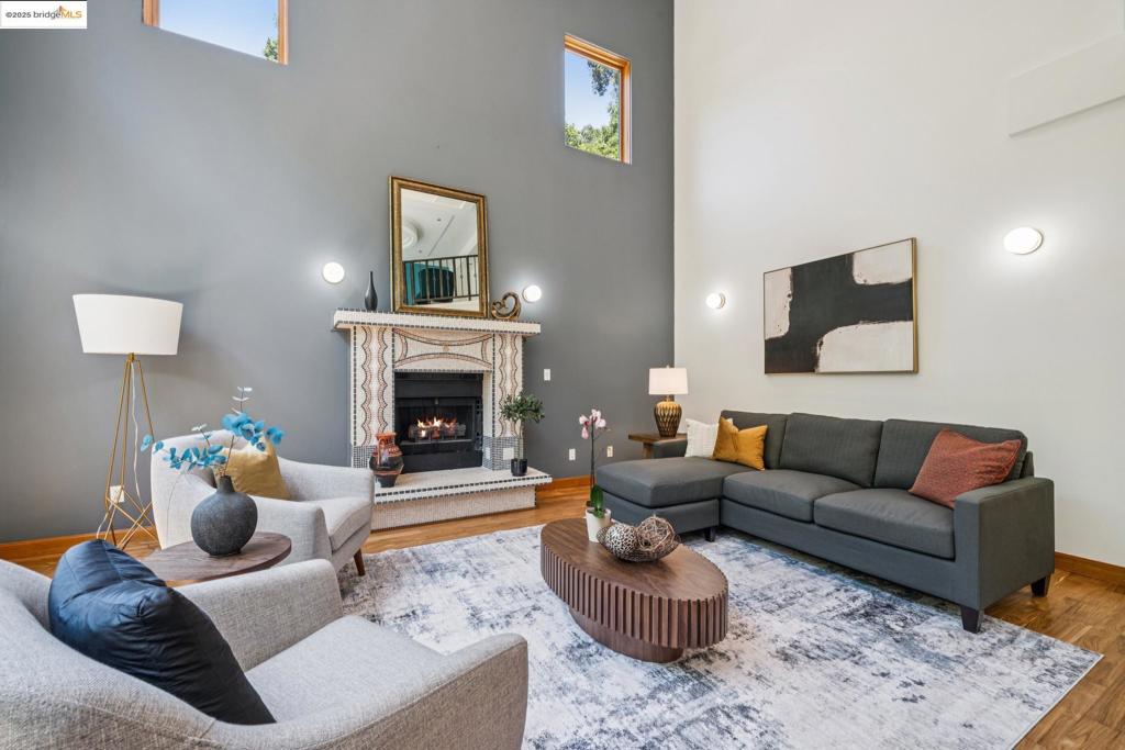 Properties 4 7723 Claremont Ave