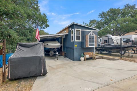 Tiny photo for 2123 Yellow Feather Cir, Paso Robles, CA 93446 (MLS # NS26157810)