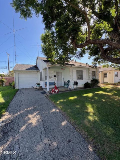 Photo of 1010 Ilena Street, Oxnard, CA 93030 (MLS # V1-32724) Photo of 1010 Ilena Street, Oxnard, CA 93030 (MLS # V1-32724)