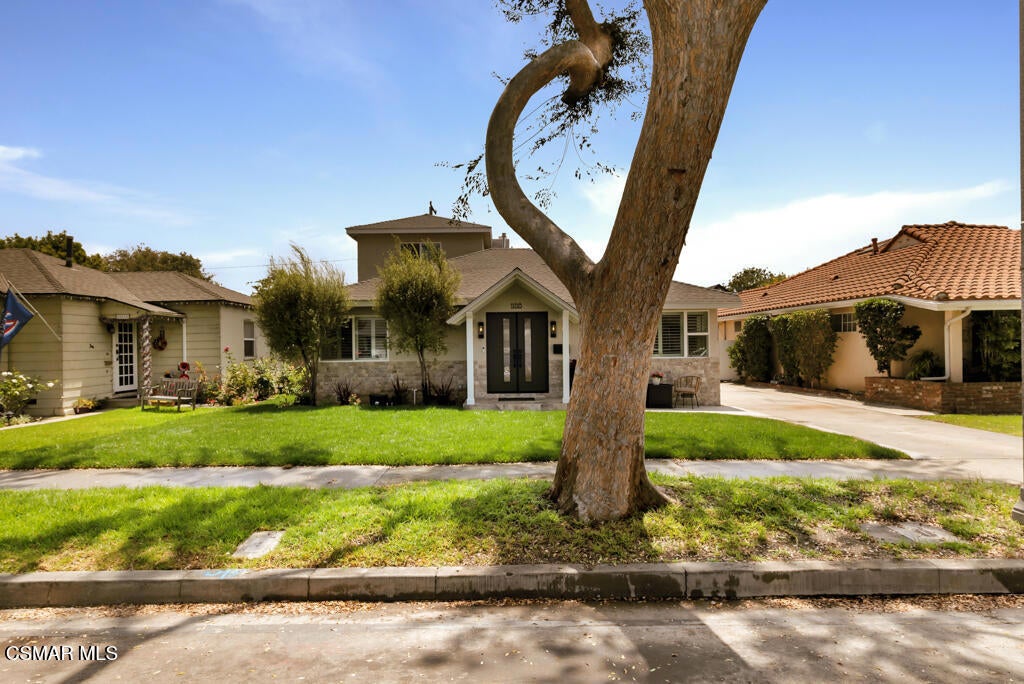 11118 Lindblade Street