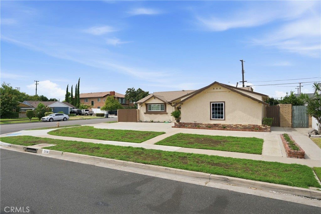 7279 Pierce Circle