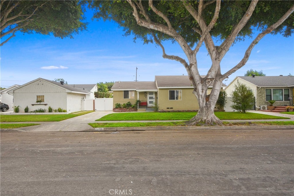 100 W Bort Street, Long Beach CA 90805
