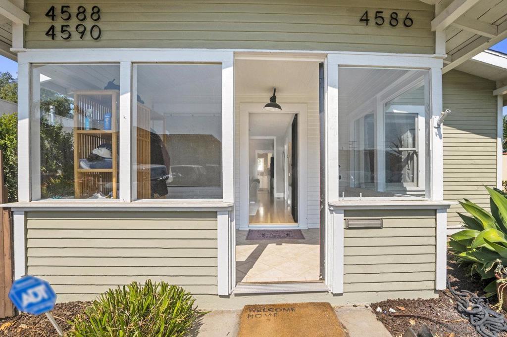 4586 4590 Arizona St