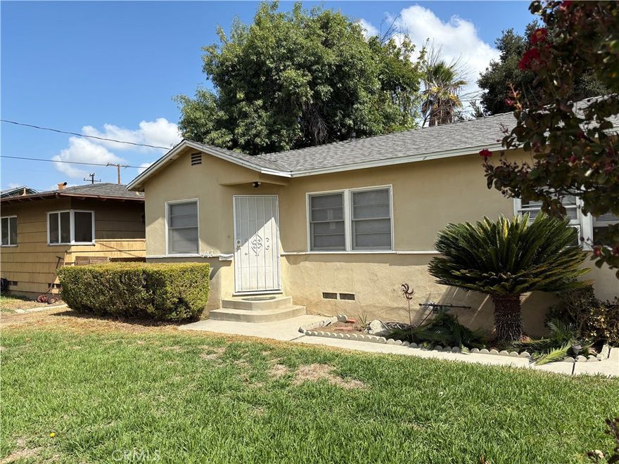 Welcome to a 1 Bedroom Duplex, a charming residence nestled in the heart of Pomona, CA. This delightful home boasts a spacious bedroom and a full bathroom, offering the perfect blend of comfort and convenience. The property is ideally located near the Fairplex, providing a wealth of entertainment and dining options right at your doorstep. The apartment also features a detached 1-car garage, ensuring ample space for your vehicle or additional storage needs. For your convenience, the apartment is equipped with a laundry room complete with hook-ups, making laundry day a breeze. Water & Trash is included. Experience the perfect blend of functionality and location at the 1 Bedroom Duplex in Pomona, CA.



QUALIFICATIONS

-Must show a monthly gross income of 2 ½ x the rent (cumulatively)

-Must have a credit score of 650+ (individually)

-Online Application must be filled out completely with nothing missing.

-NO PETS

-Tenants must carry renters Insurance. Have proof of insurance upon moving in.



APPLICATION PROCESS

-Must view the inside of the property before submitting an application.

-A rental application from every person 18 years or older completely filled out.

-Credit check and processing fee of forty ($40) dollars paid online, per application.

-Copies: Drivers license, Social Security Card, uploaded.

-Paystubs for the last three (3) pay periods, and 2 month current bank statements.

-If the person gets paid cash, we need copies of bank statements from the past six (6) months uploaded.

-Self employed we need last 2 years of tax returns.