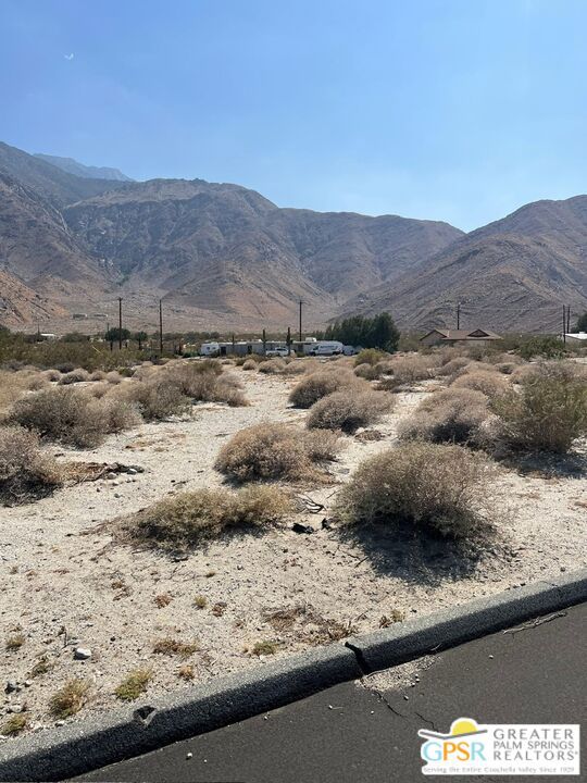 60195 Holly Drive