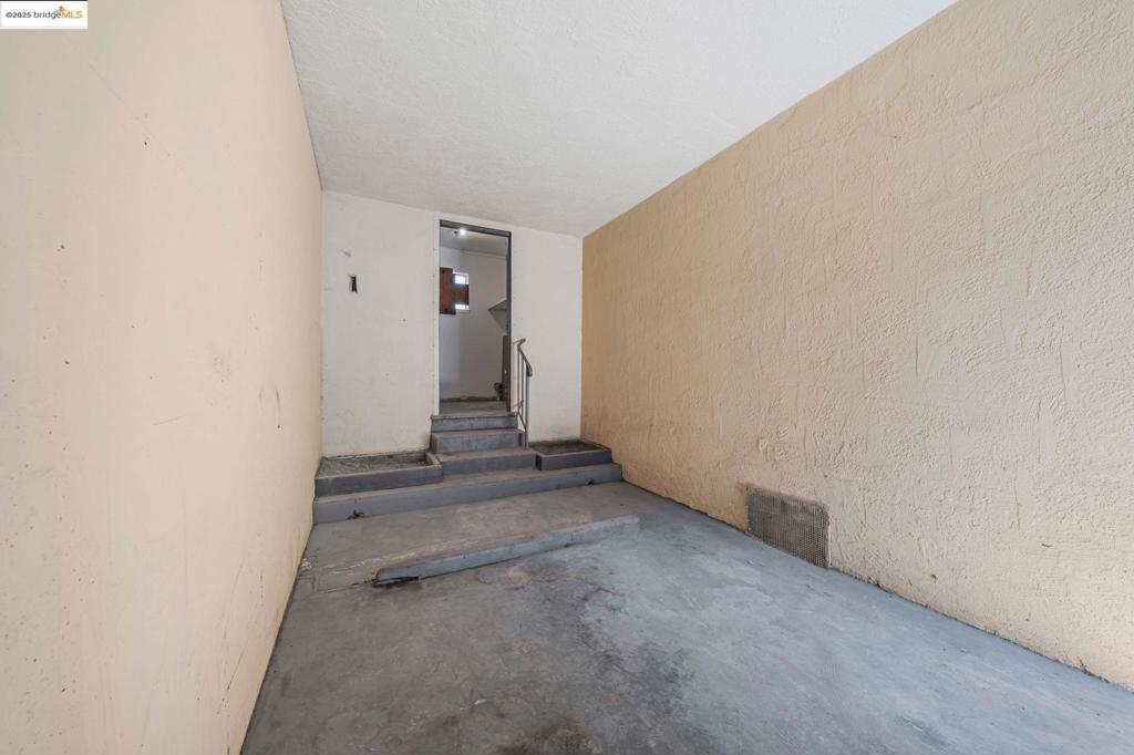 OCEAN VIEW - Residential Income