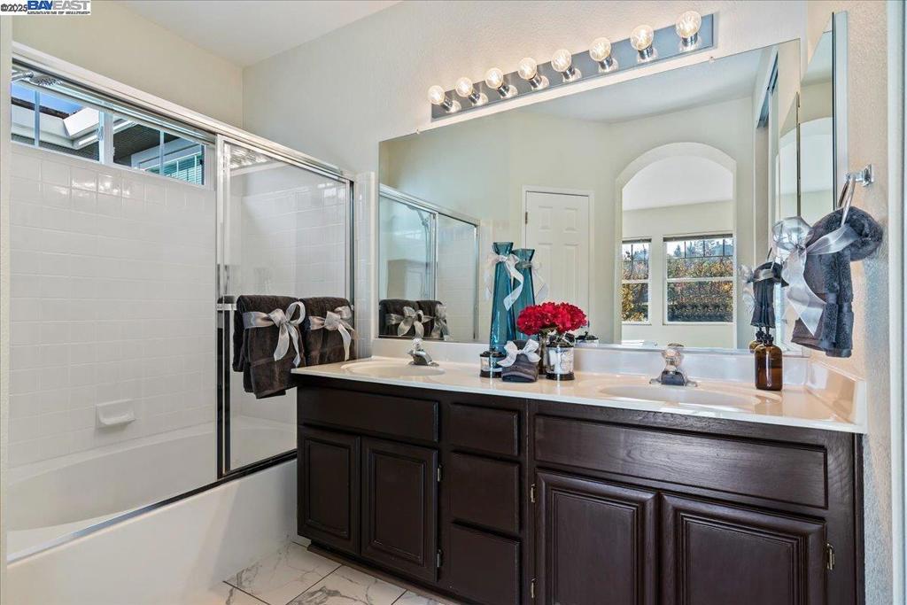 DIABLO RIDGE - Residential