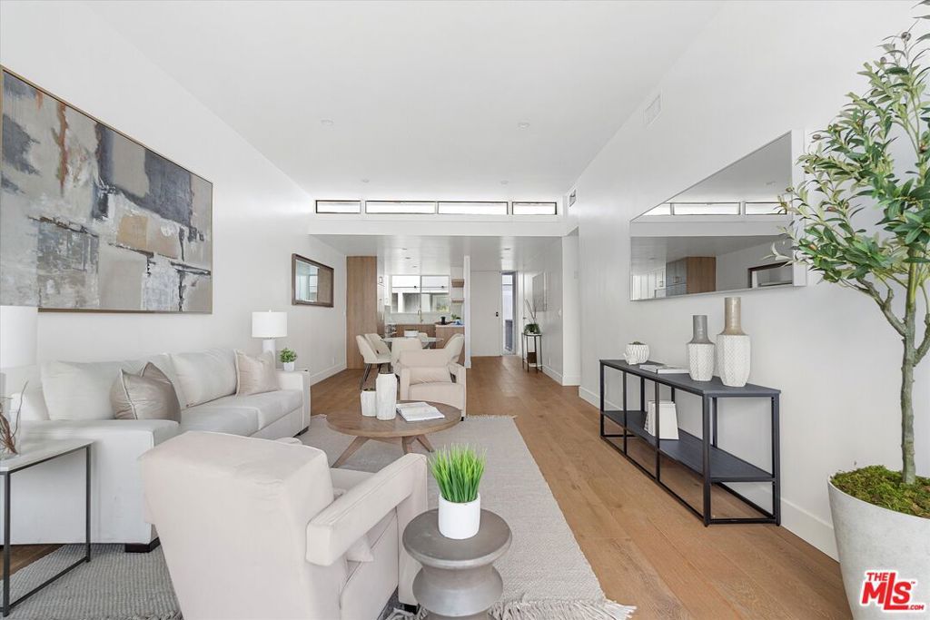 Photo of 16601 Marquez Avenue #302, Pacific Palisades, CA 90272 (MLS # 26708837)