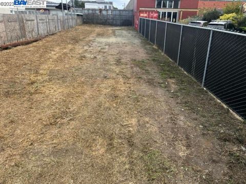 Photo of Magnolia St, Oakland, CA 94608 (MLS # 41044542)