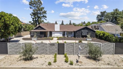 Photo of 17441 Rayen Street, Sherwood Forest, CA 91325 (MLS # SR26110016)