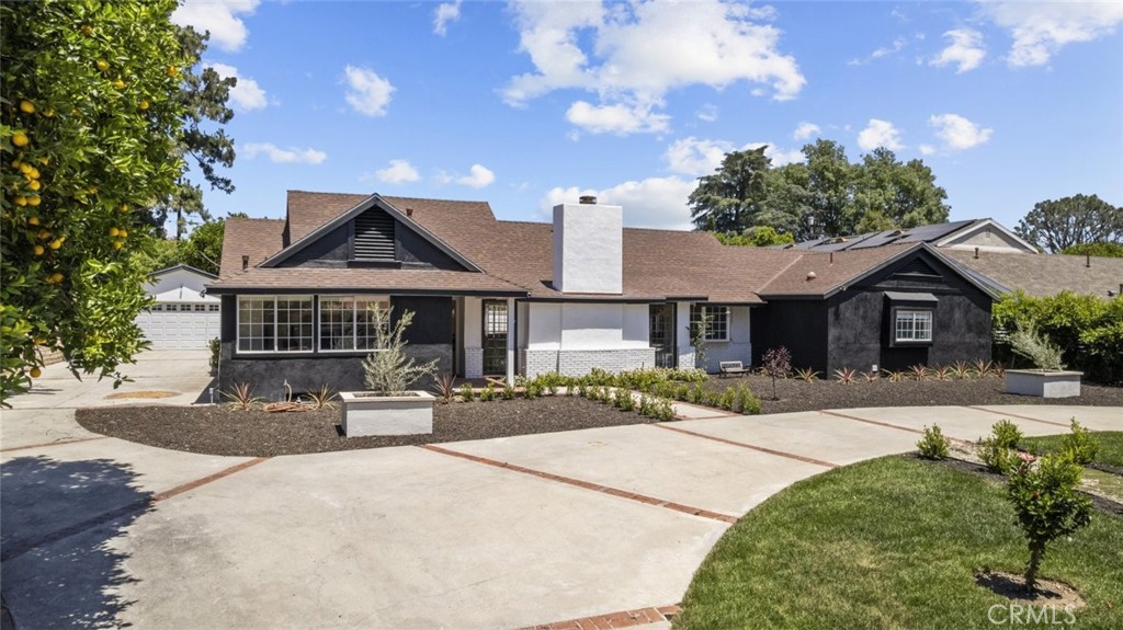 Properties 17441 Rayen Street