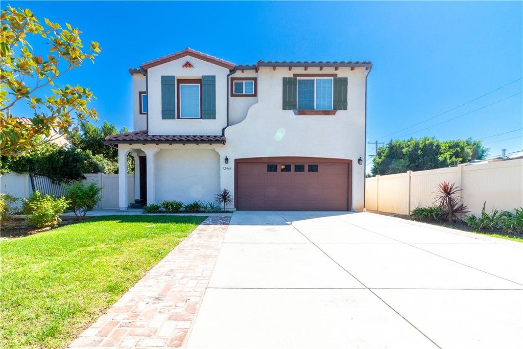 Photo of 12466 Osborne St, Pacoima, CA 91331 (MLS # SR25237129)