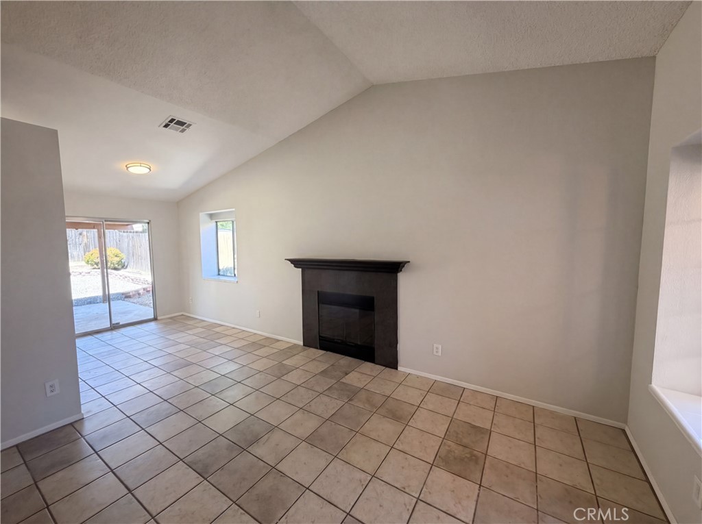 39823 Knollridge Drive