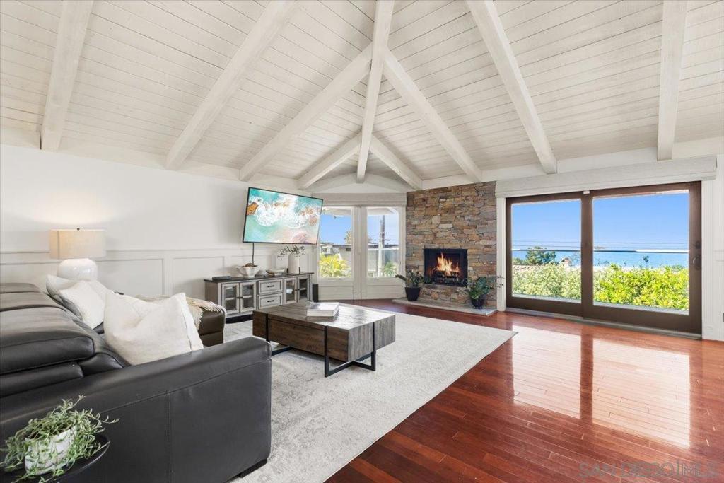 Del Mar - Residential