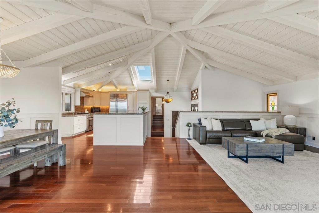 Del Mar - Residential