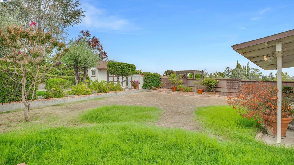 VINEYARD TERRACE - Residential