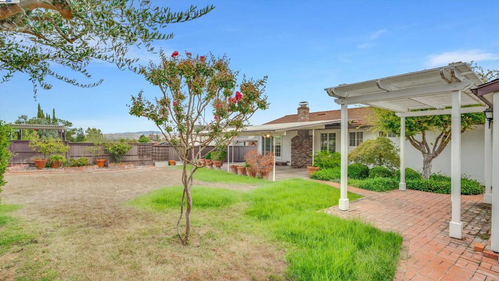 VINEYARD TERRACE - Residential
