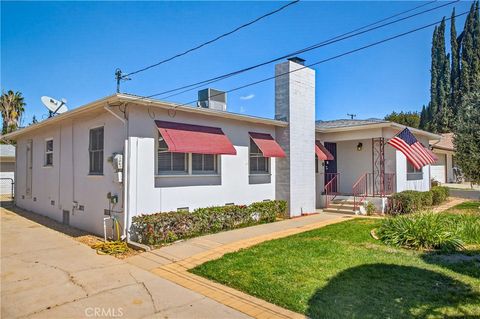 Photo of 34776 Pecan Avenue, Yucaipa, CA 92399 (MLS # IG26041006)