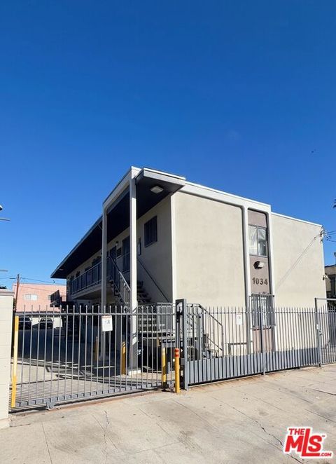 Photo of 1034 S Ardmore Avenue #7, Los Angeles, CA 90006 (MLS # 26655677)